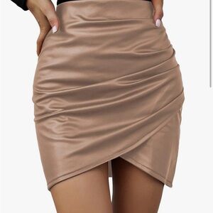 🔴2/$10 - Tan Fake Leather Skirt